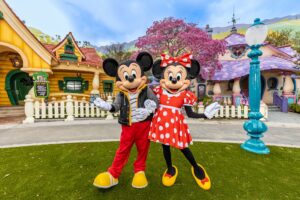 Disneyland Park Hopping Restriction Removed