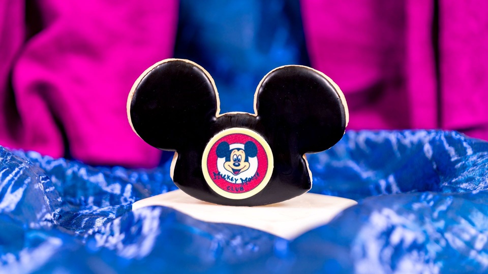 Mickey Hat Cookie Disneyland 70th Anniversary Foods 2026
