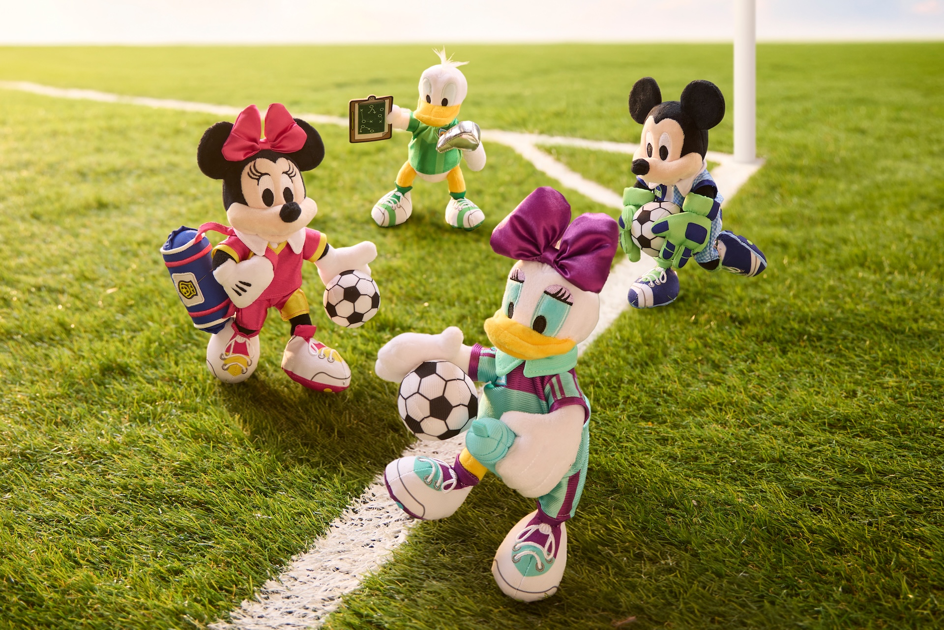 Disney Store Europe Mickey and Friends Soccer