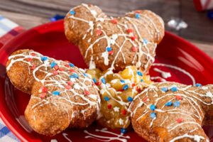 WDW Celebrates America Apple Pie Beignets