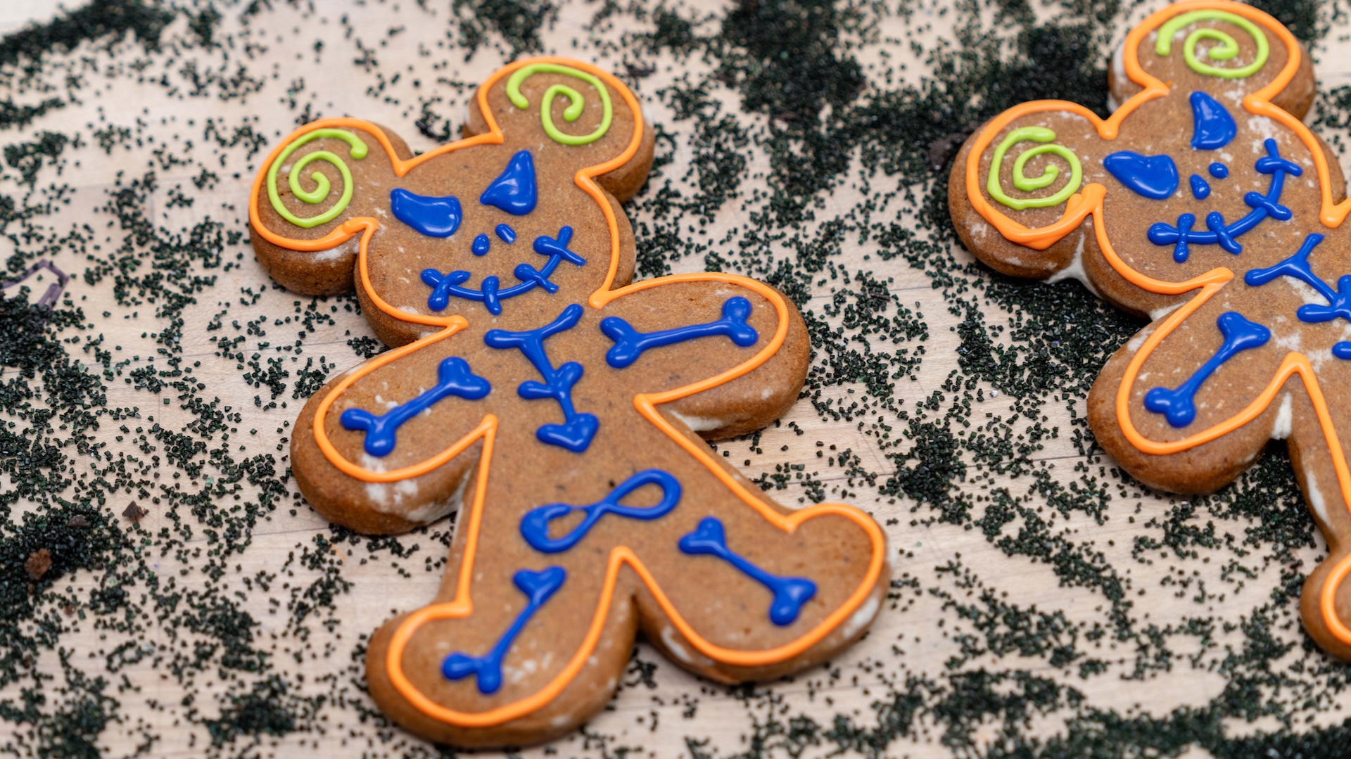 Halloween Time Gingerbread Cookie